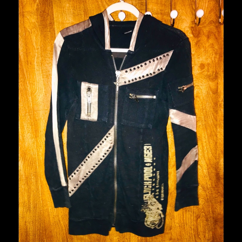 Excellent like new condition!! Salvage Hooded Sweater